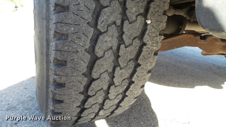 image for item DE4908 2000 Ford F150 pickup truck