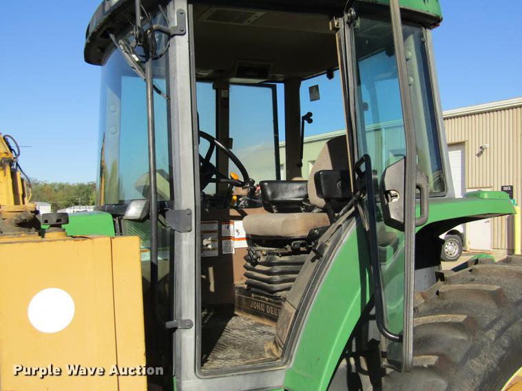image for item DE4909 2000 John Deere 7210 tractor