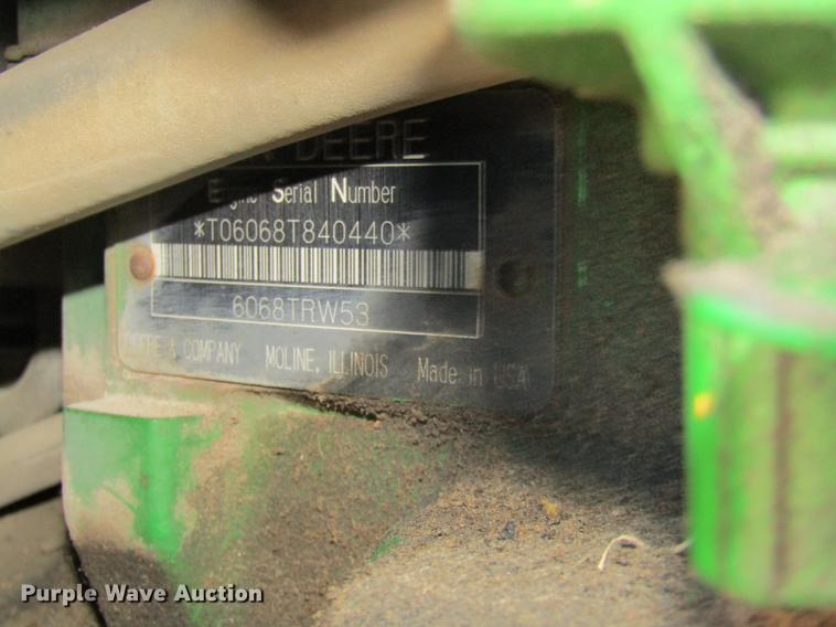 image for item DE4909 2000 John Deere 7210 tractor