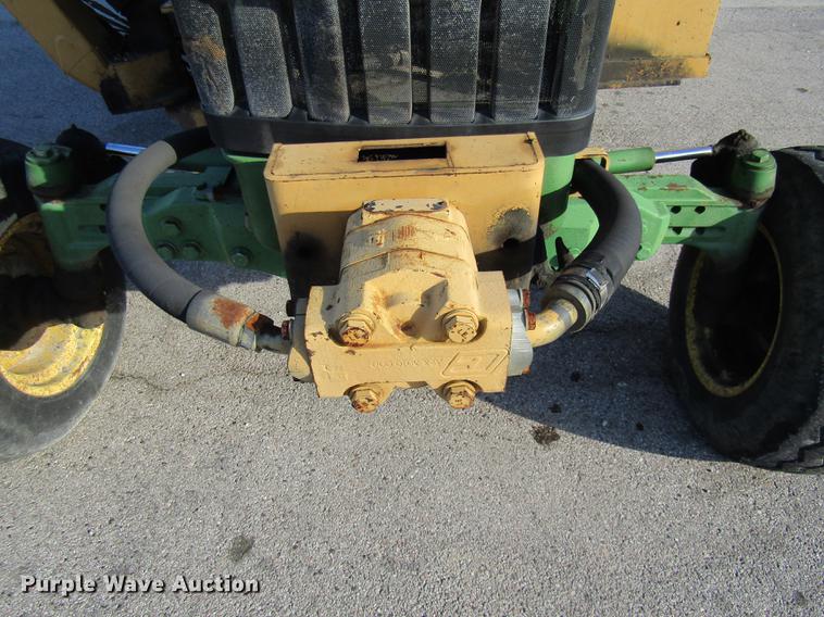 image for item DE4909 2000 John Deere 7210 tractor