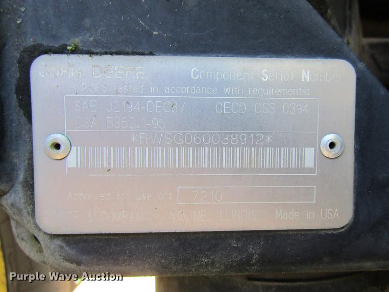 image for item DE4909 2000 John Deere 7210 tractor