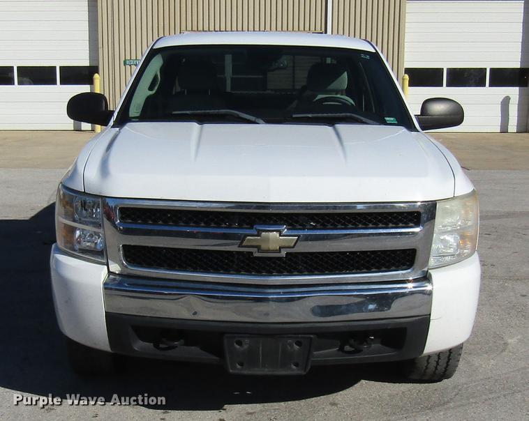 image for item DE4912 2008 Chevrolet Silverado 1500 Crew Cab pickup truck