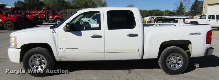 image for item DE4912 2008 Chevrolet Silverado 1500 Crew Cab pickup truck