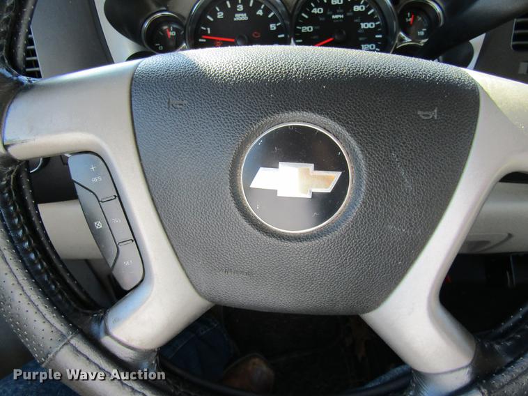 image for item DE4912 2008 Chevrolet Silverado 1500 Crew Cab pickup truck