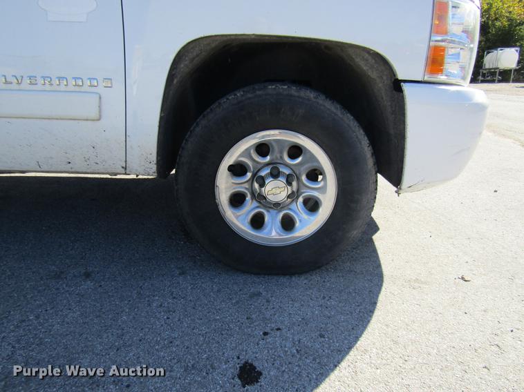 image for item DE4912 2008 Chevrolet Silverado 1500 Crew Cab pickup truck