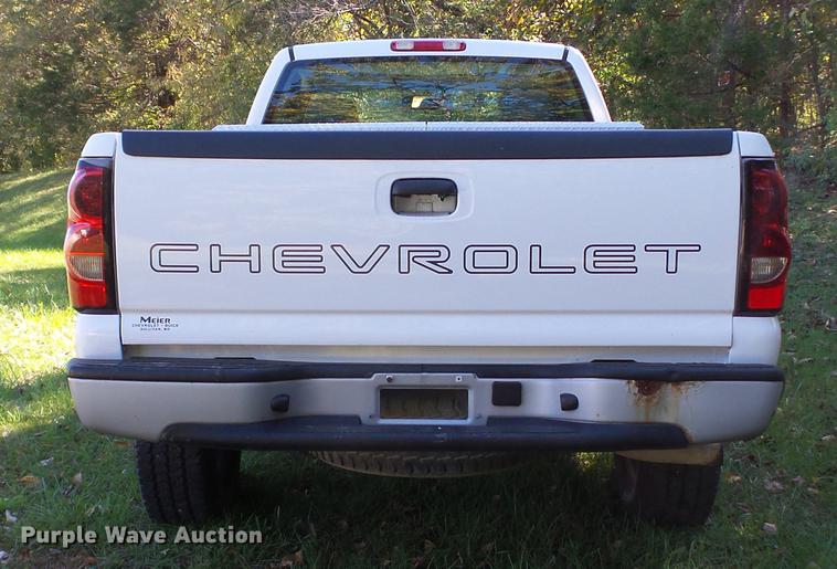 image for item DE4914 2006 Chevrolet Silverado 1500 pickup truck