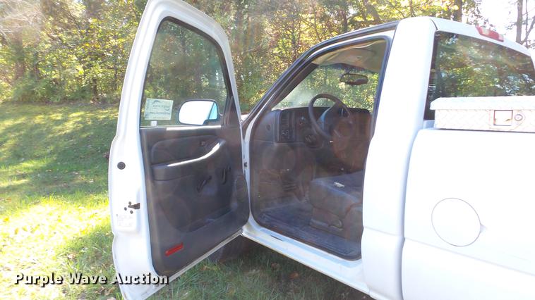 image for item DE4914 2006 Chevrolet Silverado 1500 pickup truck