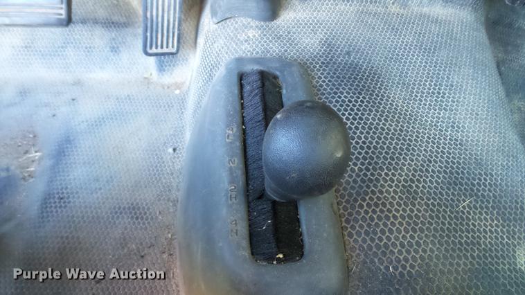 image for item DE4914 2006 Chevrolet Silverado 1500 pickup truck