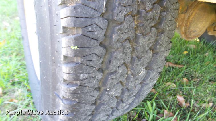 image for item DE4914 2006 Chevrolet Silverado 1500 pickup truck