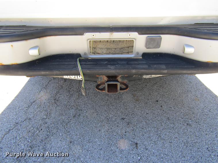 image for item DE4915 2001 Chevrolet Silverado 1500 pickup truck