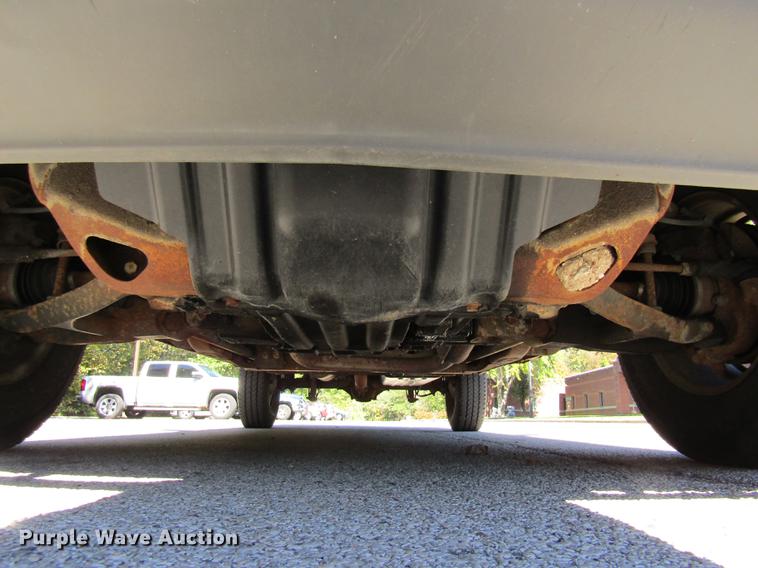 image for item DE4915 2001 Chevrolet Silverado 1500 pickup truck