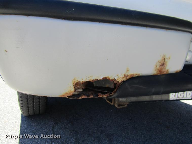 image for item DE4915 2001 Chevrolet Silverado 1500 pickup truck