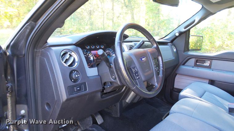 image for item DE4916 2013 Ford F150 SuperCrew pickup truck