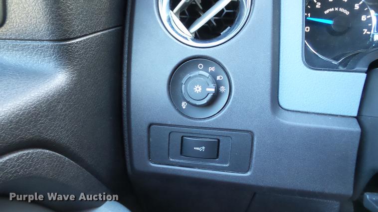 image for item DE4916 2013 Ford F150 SuperCrew pickup truck