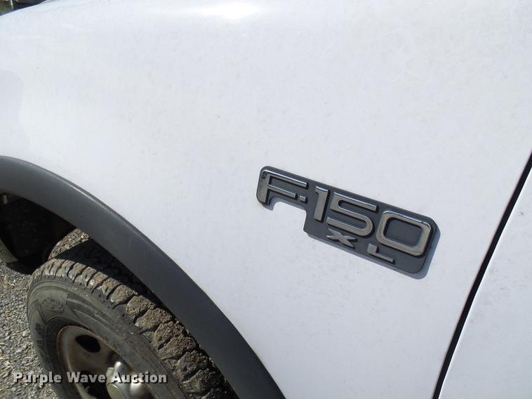 image for item DE5250 1997 Ford F150 SuperCab pickup truck