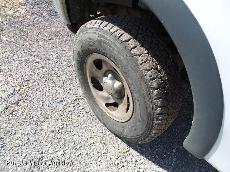 image for item DE5250 1997 Ford F150 SuperCab pickup truck