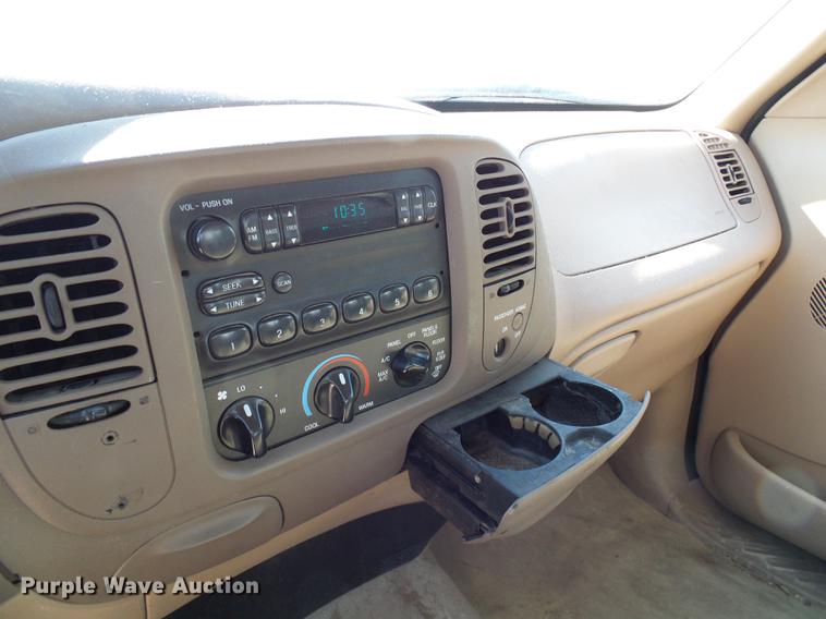 image for item DE5250 1997 Ford F150 SuperCab pickup truck