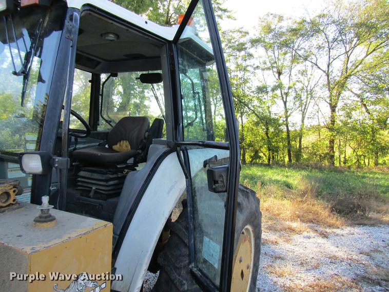 image for item DE5871 New Holland FA5TVW tractor