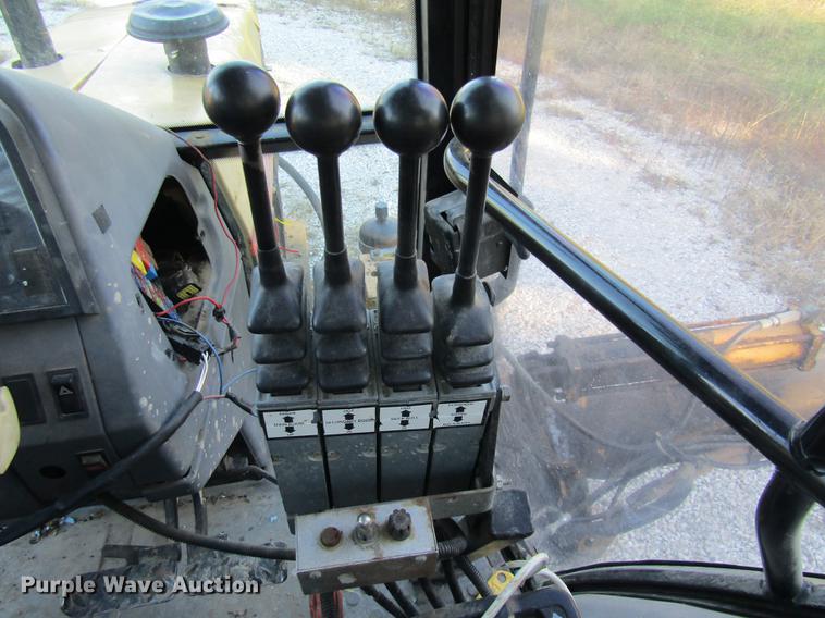 image for item DE5871 New Holland FA5TVW tractor