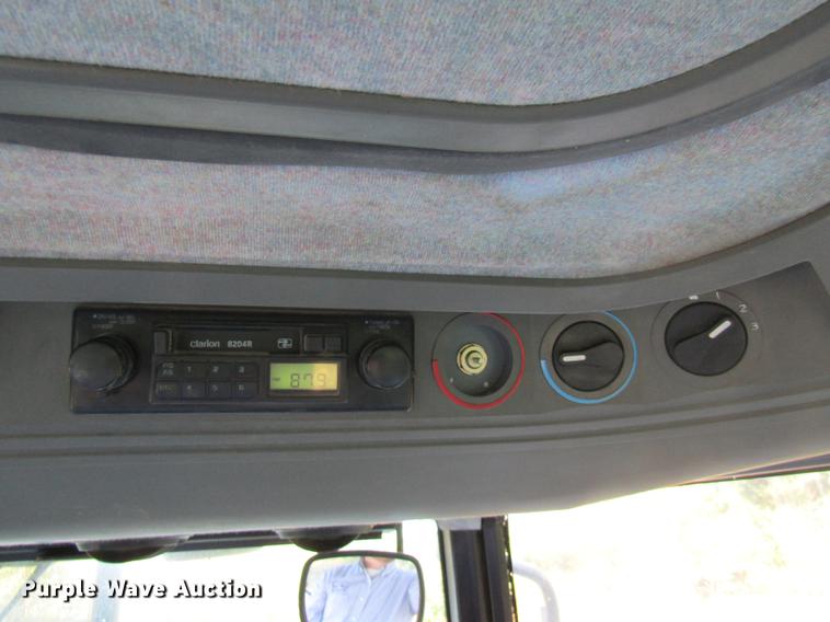 image for item DE5871 New Holland FA5TVW tractor