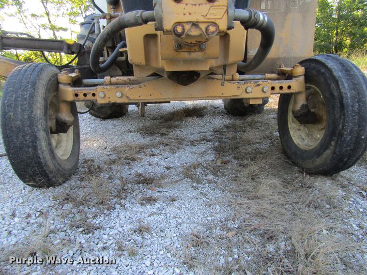 image for item DE5871 New Holland FA5TVW tractor