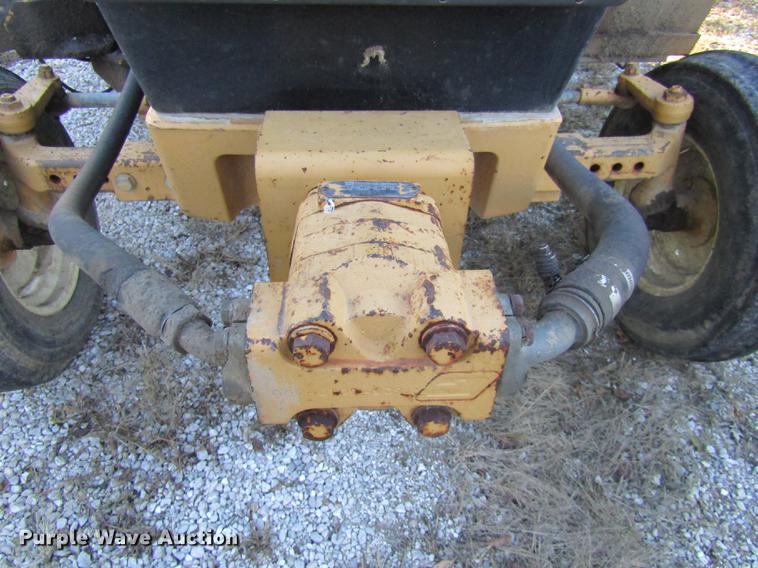 image for item DE5871 New Holland FA5TVW tractor