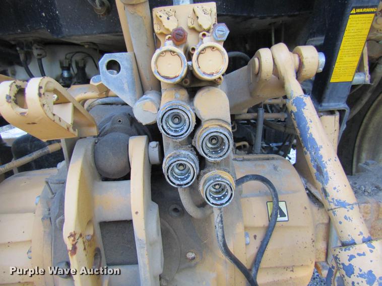 image for item DE5871 New Holland FA5TVW tractor