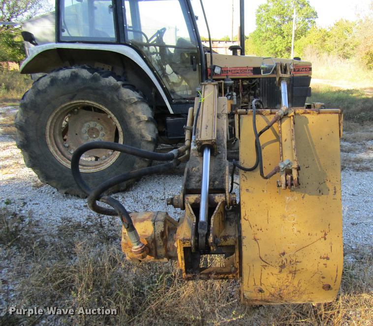 image for item DE5871 New Holland FA5TVW tractor