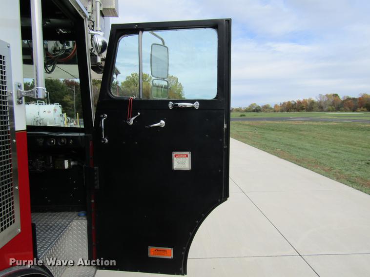 image for item DE5879 1985 Duplex 35270-85 ladder fire truck