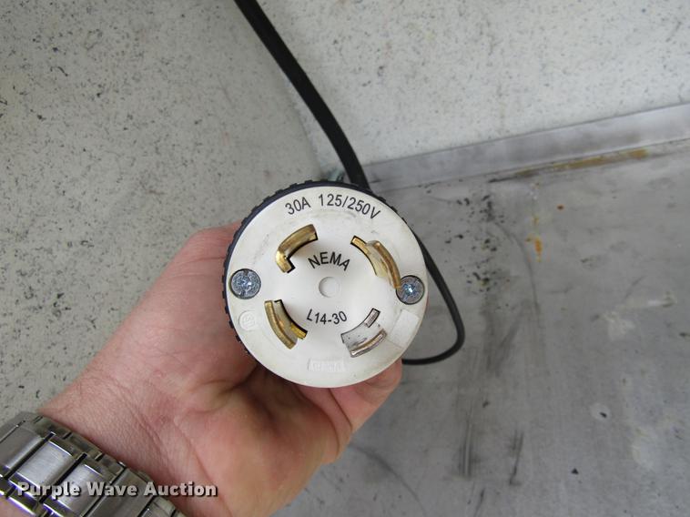 image for item DE5879 1985 Duplex 35270-85 ladder fire truck