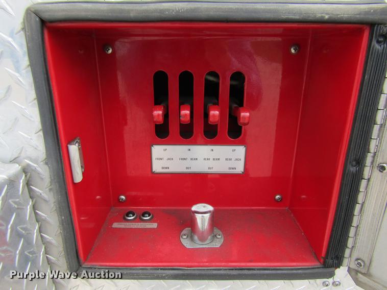 image for item DE5879 1985 Duplex 35270-85 ladder fire truck