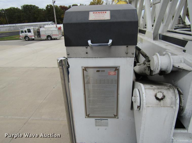 image for item DE5879 1985 Duplex 35270-85 ladder fire truck