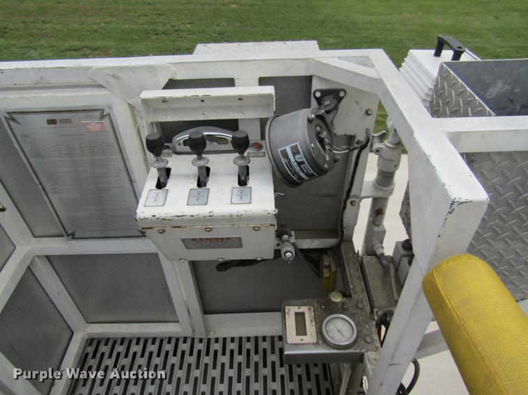 image for item DE5879 1985 Duplex 35270-85 ladder fire truck