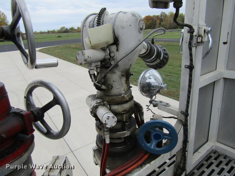 image for item DE5879 1985 Duplex 35270-85 ladder fire truck