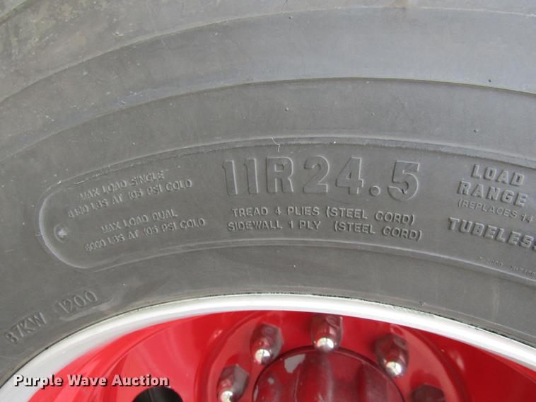 image for item DE5879 1985 Duplex 35270-85 ladder fire truck