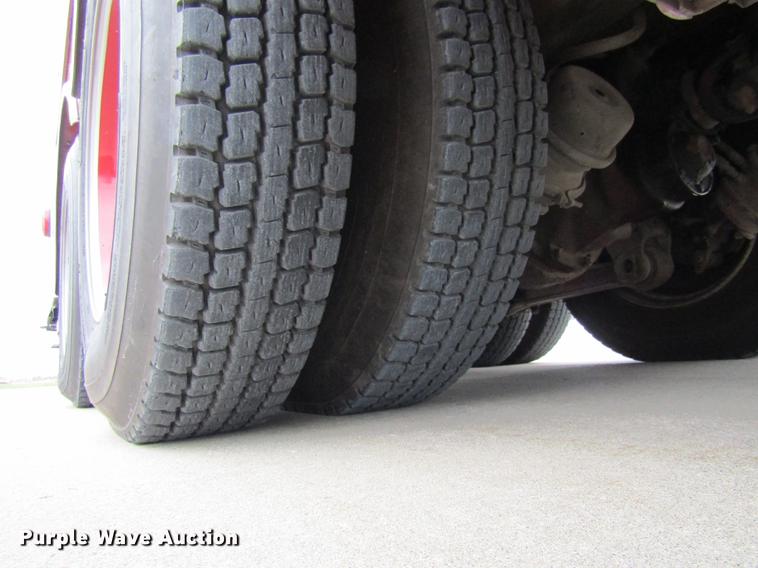 image for item DE5879 1985 Duplex 35270-85 ladder fire truck