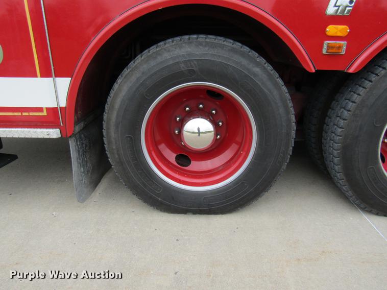 image for item DE5879 1985 Duplex 35270-85 ladder fire truck