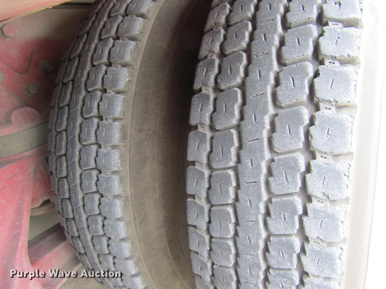 image for item DE5879 1985 Duplex 35270-85 ladder fire truck