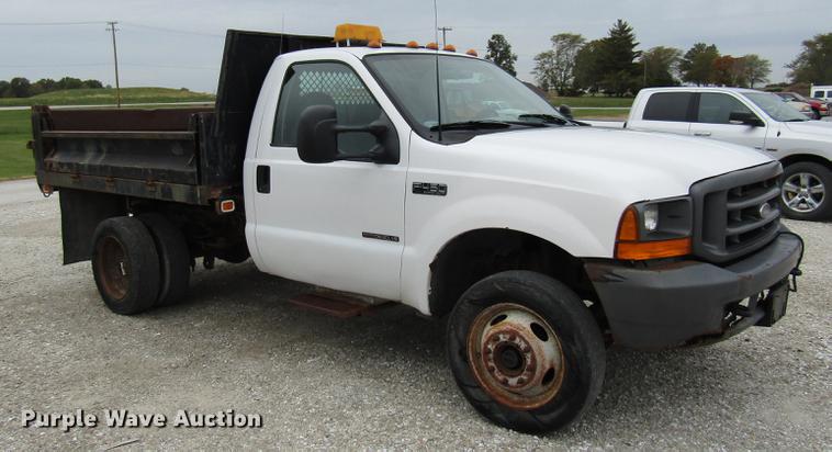image for item DE5880 2000 Ford F450 Super Duty dump truck