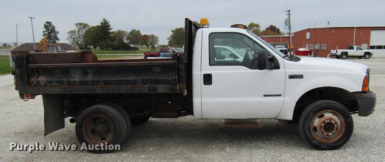 image for item DE5880 2000 Ford F450 Super Duty dump truck