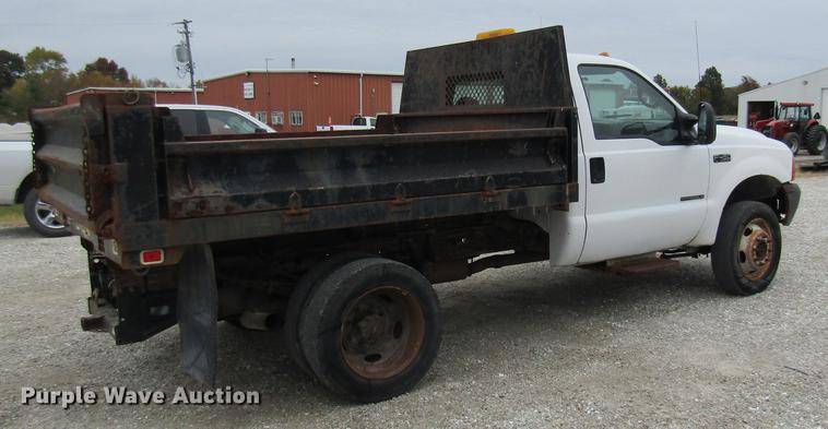 image for item DE5880 2000 Ford F450 Super Duty dump truck