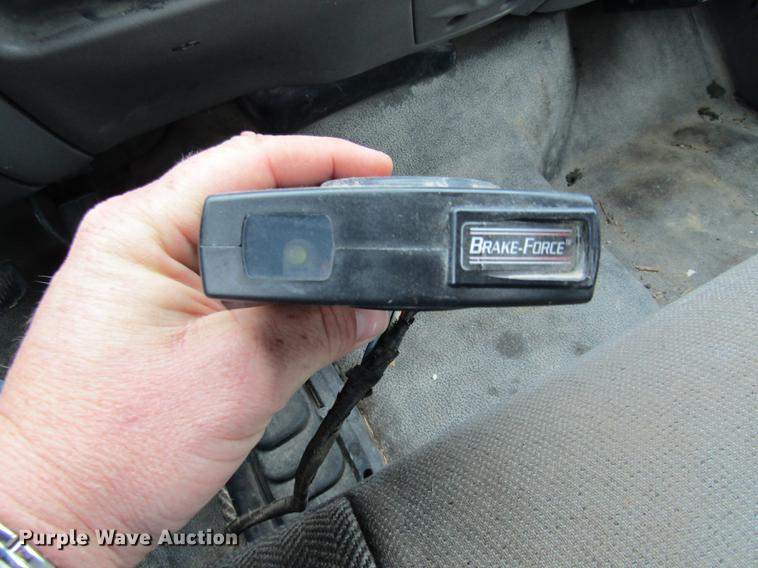 image for item DE5880 2000 Ford F450 Super Duty dump truck