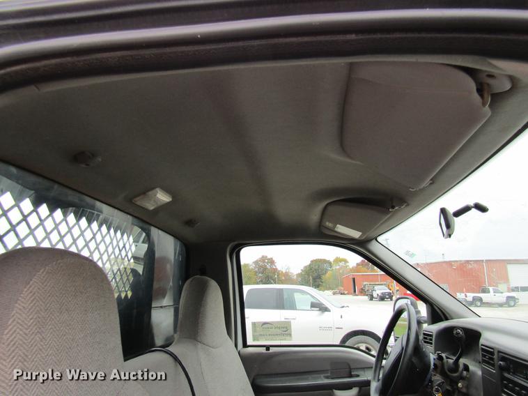 image for item DE5880 2000 Ford F450 Super Duty dump truck