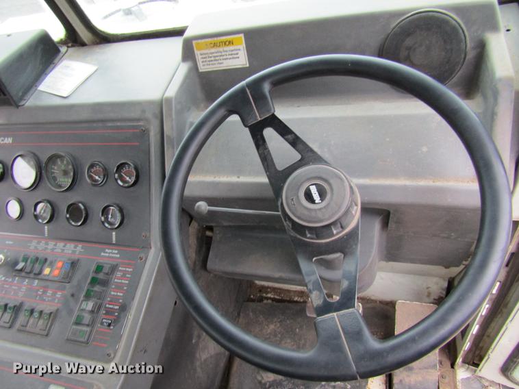 image for item DE5881 1995 Elgin Pelican sweeper