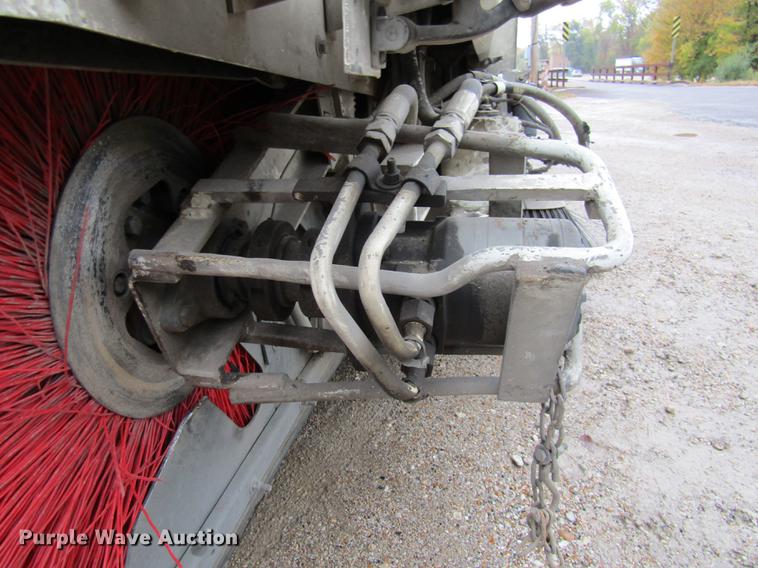 image for item DE5881 1995 Elgin Pelican sweeper