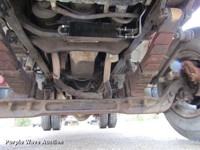 image for item DE5882 1990 Ford F800 dump truck