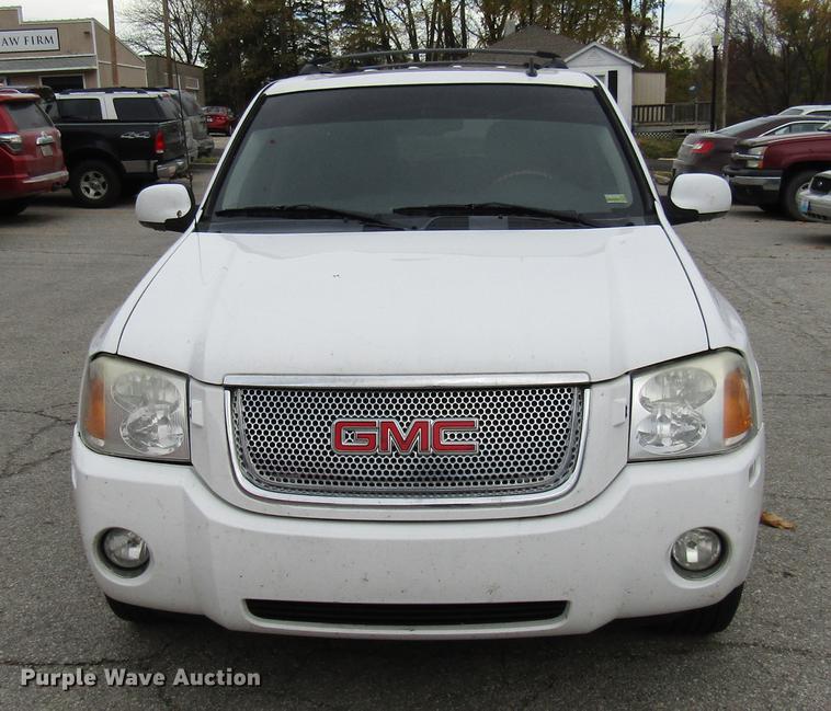 image for item DE5892 2006 GMC Envoy Denali SUV