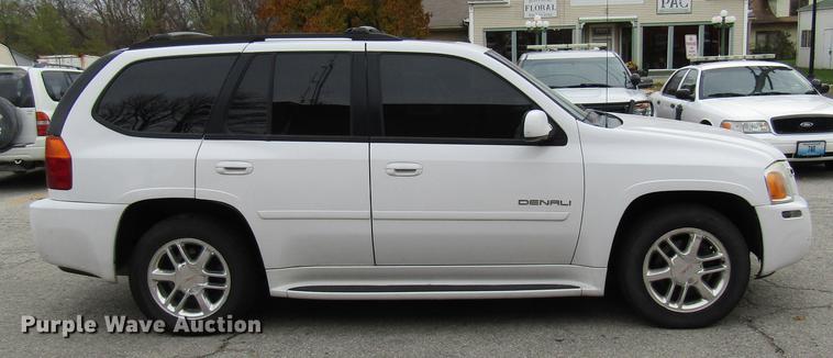 image for item DE5892 2006 GMC Envoy Denali SUV