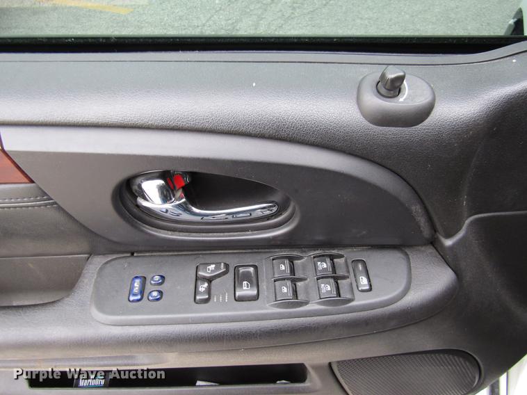 image for item DE5892 2006 GMC Envoy Denali SUV