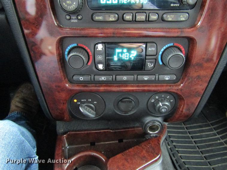 image for item DE5892 2006 GMC Envoy Denali SUV